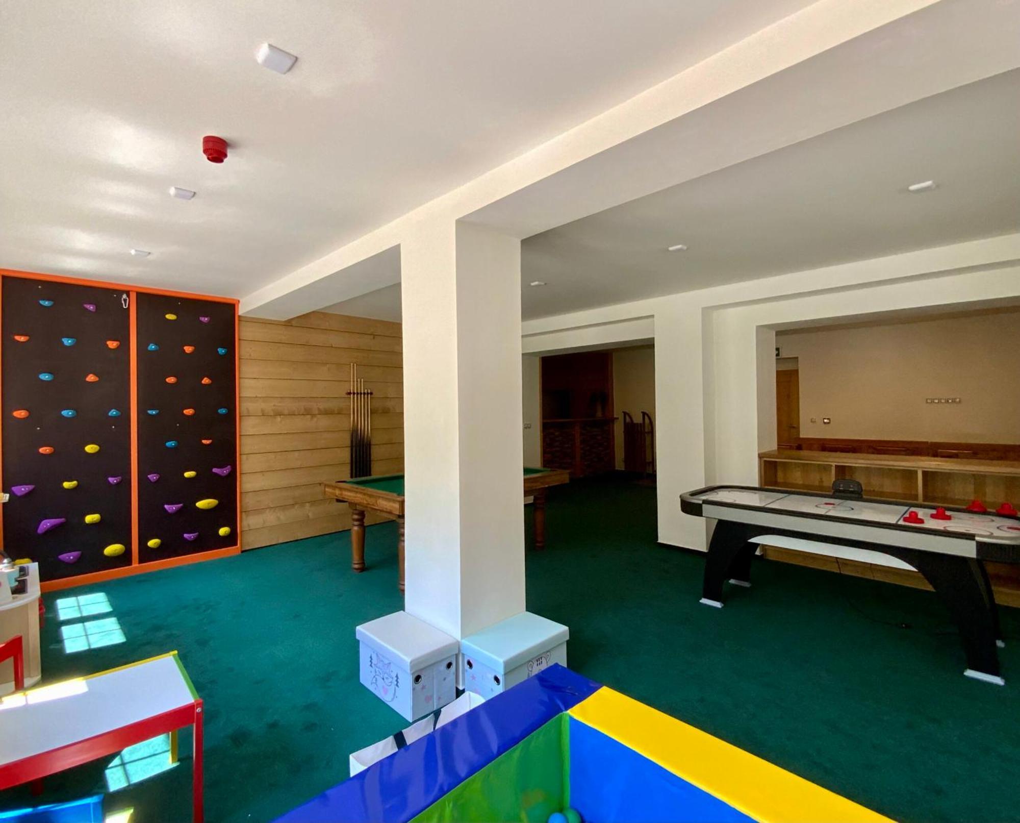 Spindl Lodge Apartments Self Check-In & Sauna Špindlerŭv Mlýn Eksteriør bilde